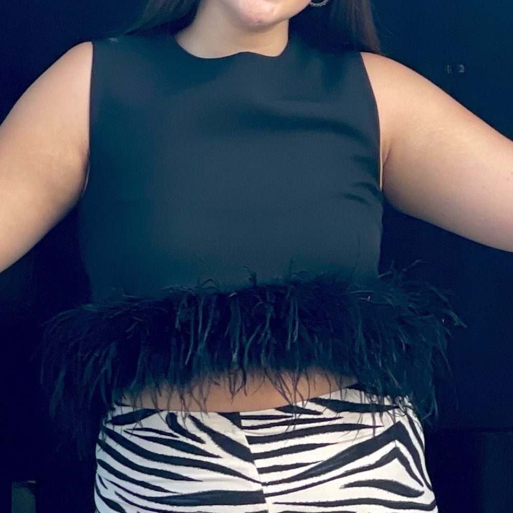 La'Ros black feather trim top